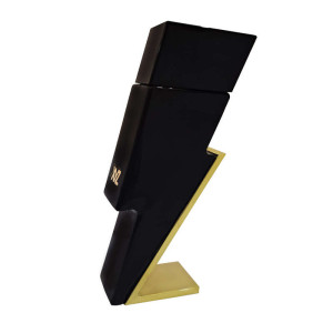 ادو پرفیوم مردانه ایکس وای زد مدل کارولینا هررا بد بوی  با رایحه خنک حجم 30 میلی لیتر