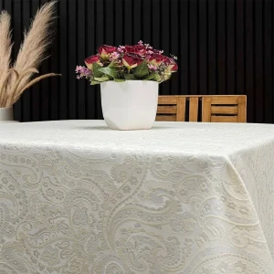 رومیزی رزین تاژ مدل بته جقه سایز 220x150 سانتی‌متر