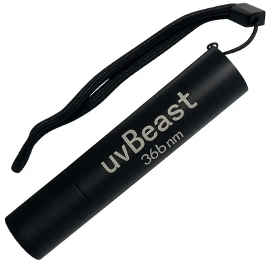 چراغ قوه دستی مدل uv beast 365nm با نور بنفش