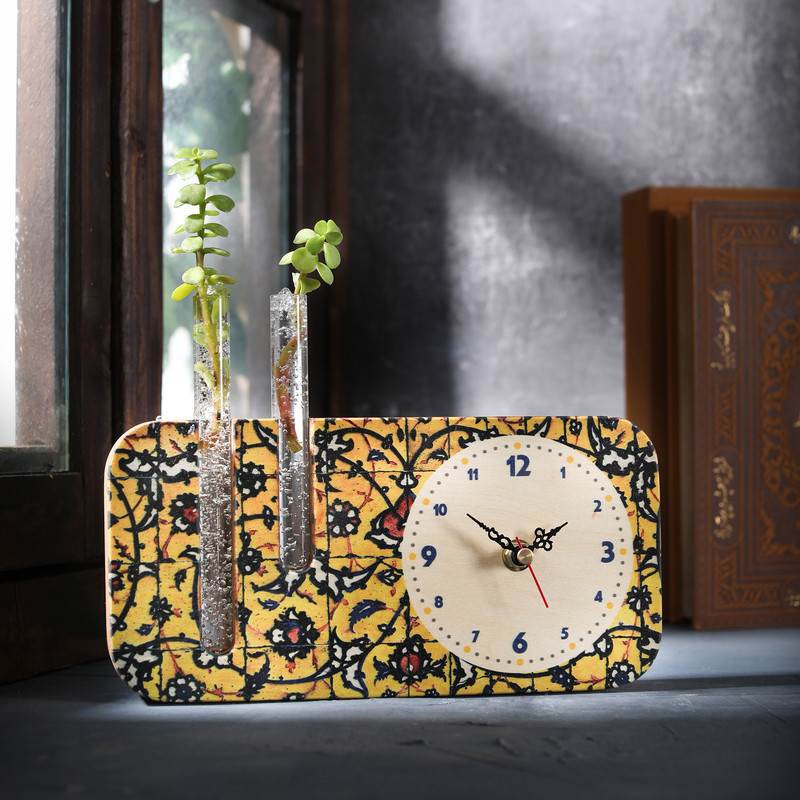 ساعت رومیزی راکورد مدل P-124B طرح زرین