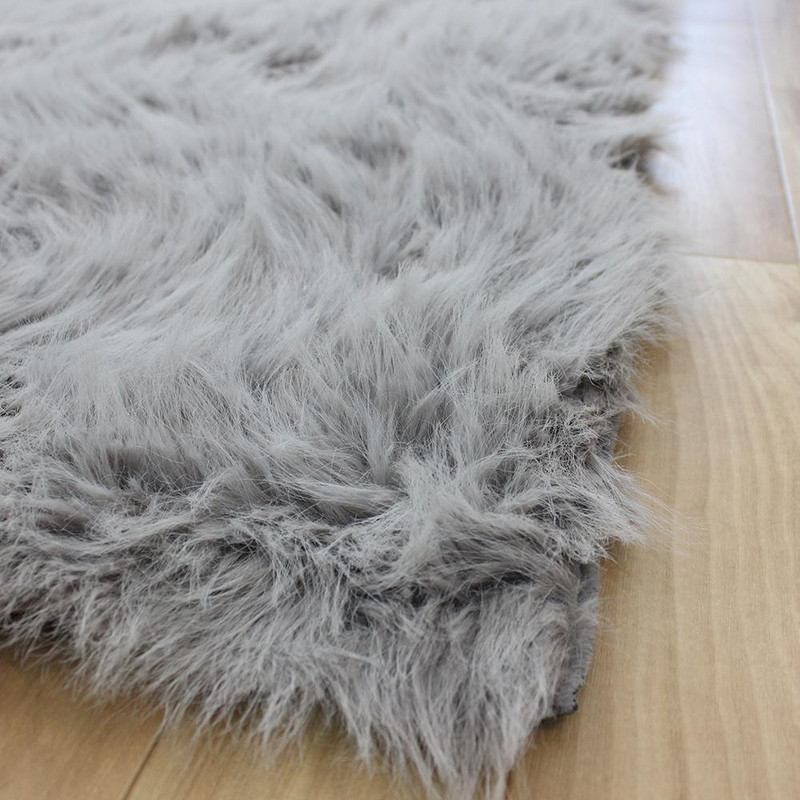 پادری وینوما مدل خز پُرز بلند لوکس سایز 70x45 سانتی‌متر مناسب برای فضای داخلی