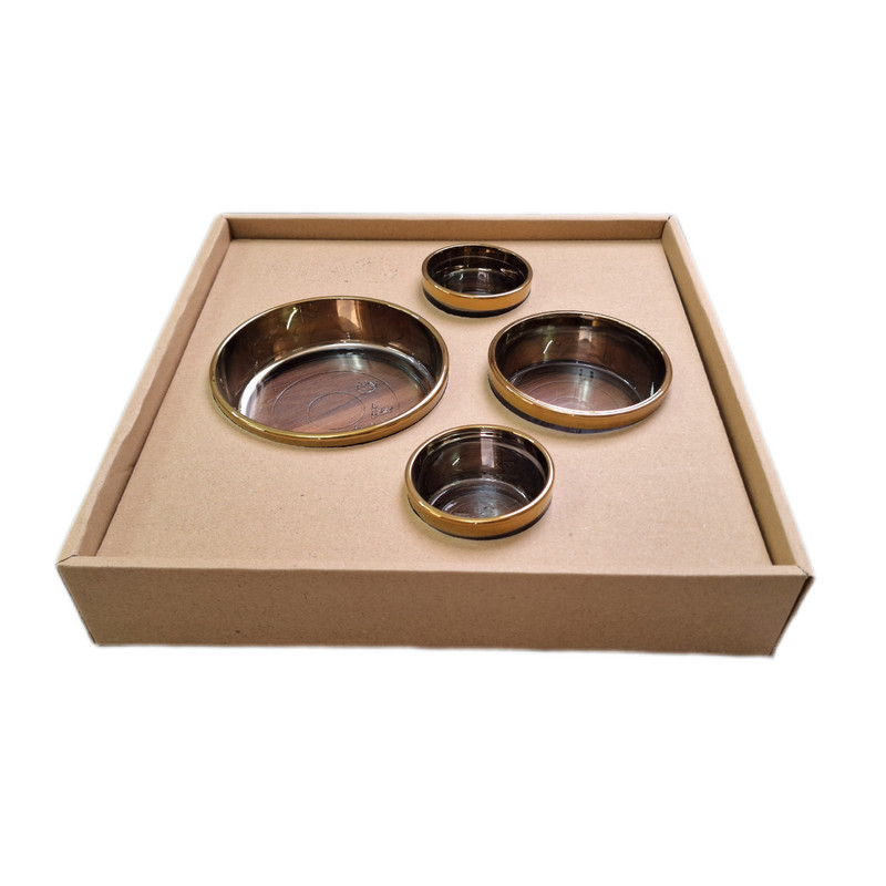 اردورخوری چهار عددی مدل W1420 با سینی چوبی قطر 28.5 سانتی‌متر، کاسه‌های کریستالی در اندازه‌های متنوع، طراحی دایره‌ای، ساخت ایران و شست‌وشو دستی