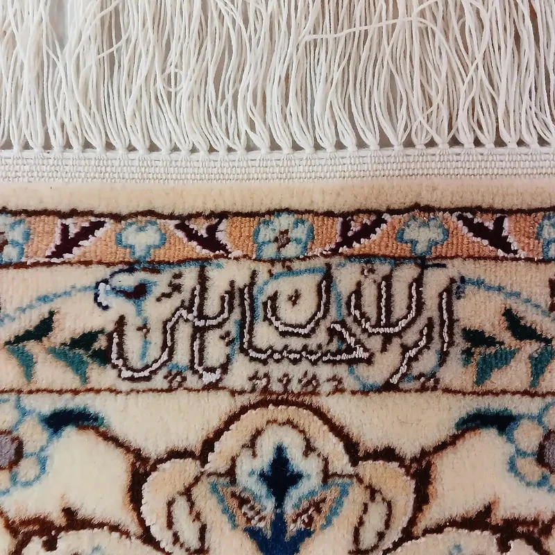 فرش دستبافت ۴.۵ متری مدل نائین سلطنتی ۶لا کد 1098 زمینه آبی