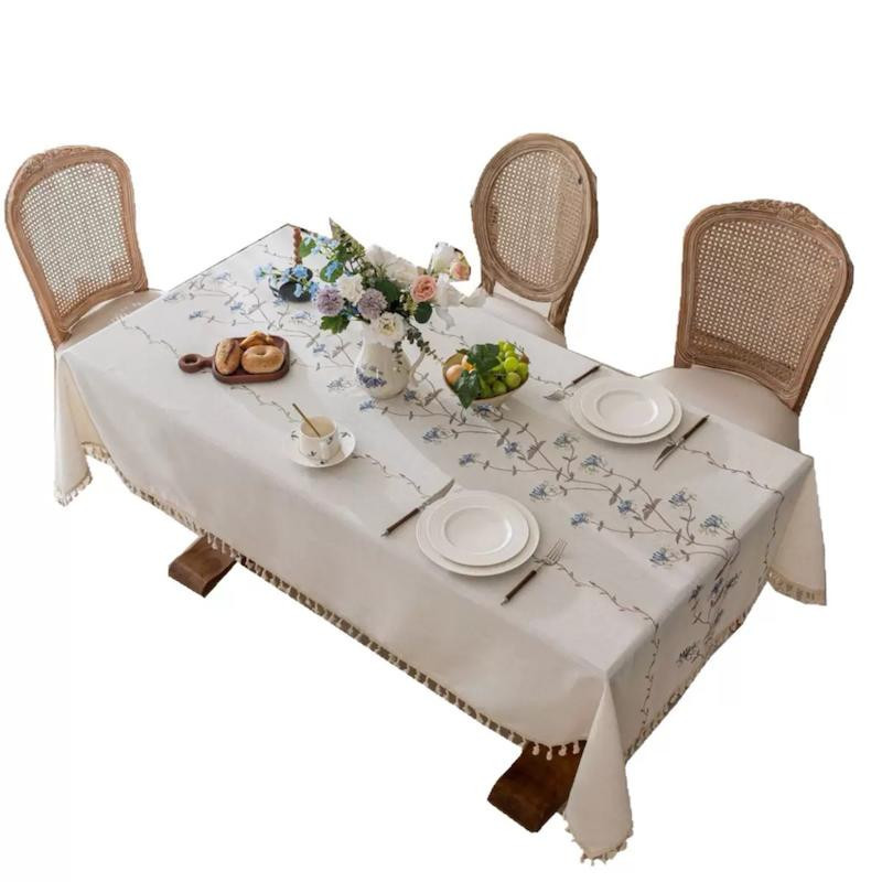 رومیزی مدل فلورا سایز 140x140 سانتی‌متر