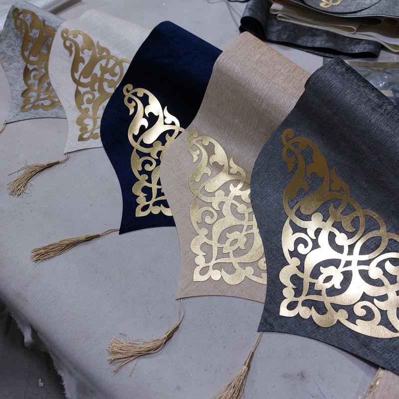 رومیزی مدل ترکیبی طرح داماس کد 4527cm