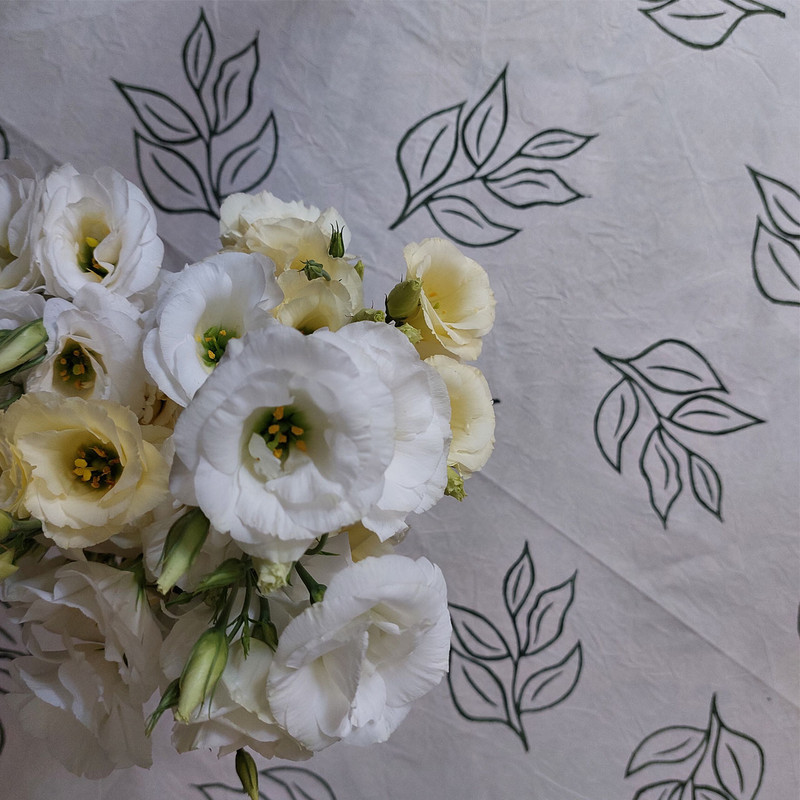 رومیزی طرح مینیمال