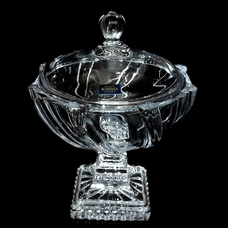 سرویس پذیرایی 16 پارچه کریستال بوهمیا مدل فلاور پیچ 3D کد 800 ساخت جمهوری چک مناسب شستشو در ماشین ظرفشویی شامل 6 پیاله آجیل‌خوری، 6 پیش‌دستی آجیل‌خوری، 1 کاسه آجیل‌خوری پایه‌دار
