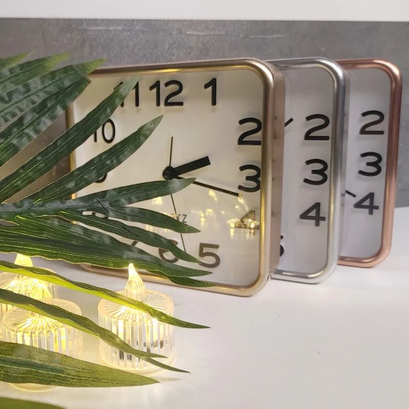 ساعت رومیزی عقربه‌ای مدل CY2407