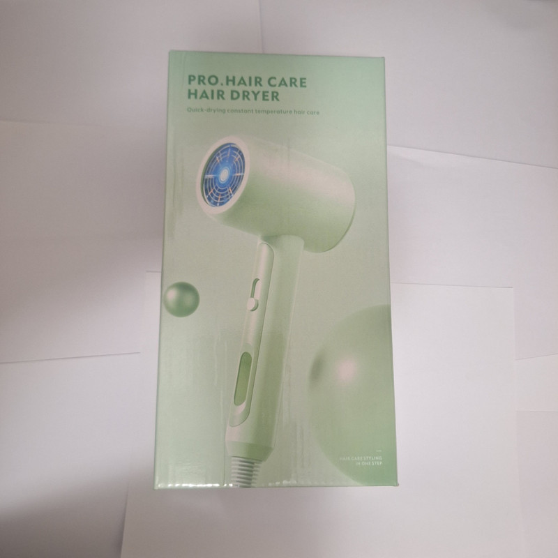 سشوار حرفه ای 3600 وات نوا مدل B2