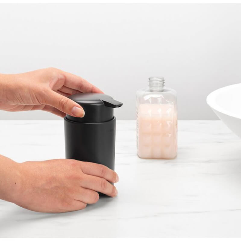 پمپ مایع دستشویی برابانتیا مدل Soap