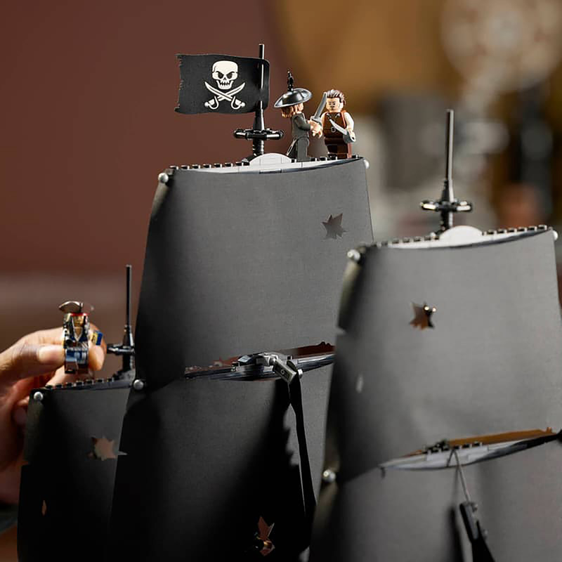 لگو 2862 تکه سری Icons مدل Captain Jack Sparrow's Pirate Ship کد 10365