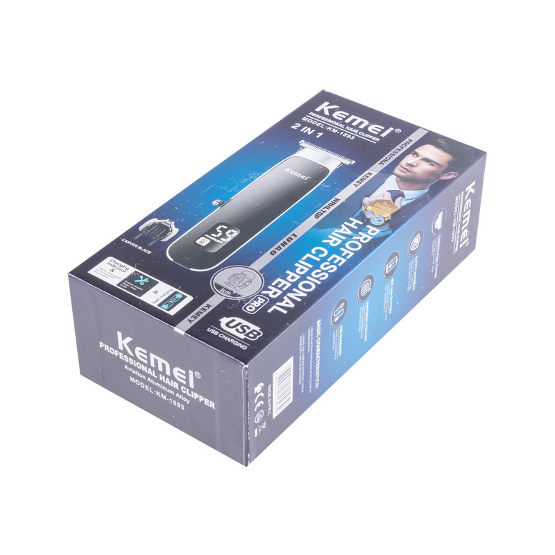 ماشین اصلاح موی سر و صورت کیمی مدل KM-1893، اصلاح به صورت خط زن، طراحی ارگونومیک، منبع انرژی با باتری، تکنولوژی اصلاح به صورت برش مستقیم، مدت زمان شارژ 120 دقیقه و مدت زمان استفاده پس از شارژ 90 دقیقه، به همراه برس تمیزکننده، کابل شارژ USB و روغن