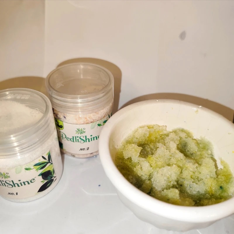 ژل پدیکور پدی شاین مدل 4cl وزن 90 گرم به همراه پودر حلال پدی شاین مدل 4cl وزن 125 گرم بسته 8 عددی