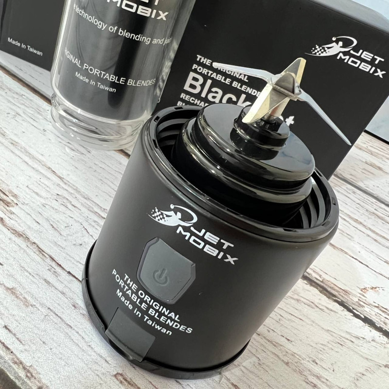 شیکر شارژی جت موبیکس مدل Black Jet گنجایش 0.45 لیتر