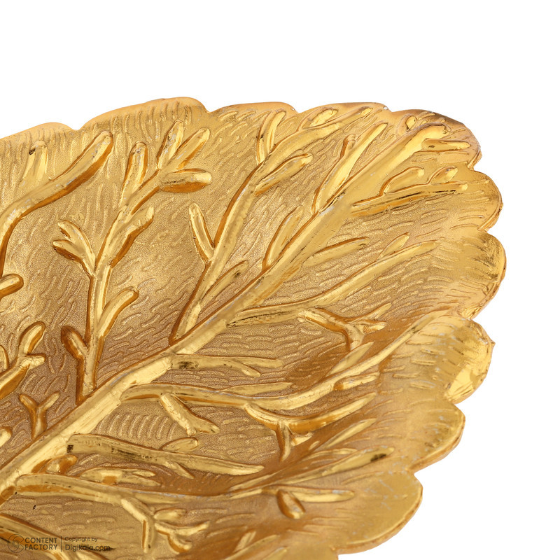ظرف سرو فلزی دسرخوری طرح برگ فانتزی زارا گیفت مدل خرماخوری کد ZR09 با طراحی مدرن، مناسب سرو خرما و تنقلات، ساخت ایران و قابل شست‌وشو با دست