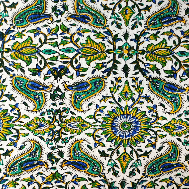 رومیزی قلمکار مدل گل سلسله ای