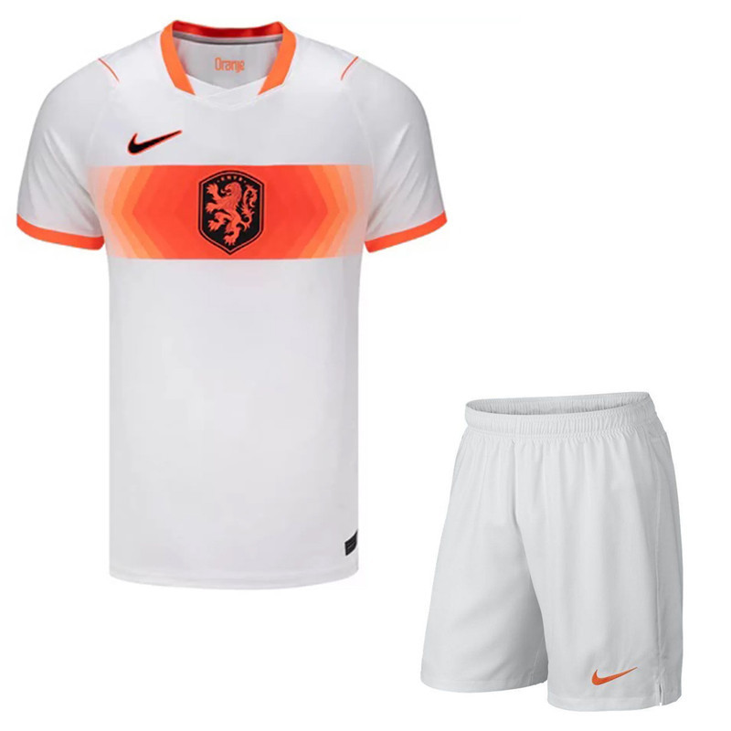 ست تی‌شرت آستین کوتاه و شلوارک ورزشی مردانه مدل هلند Away 2026