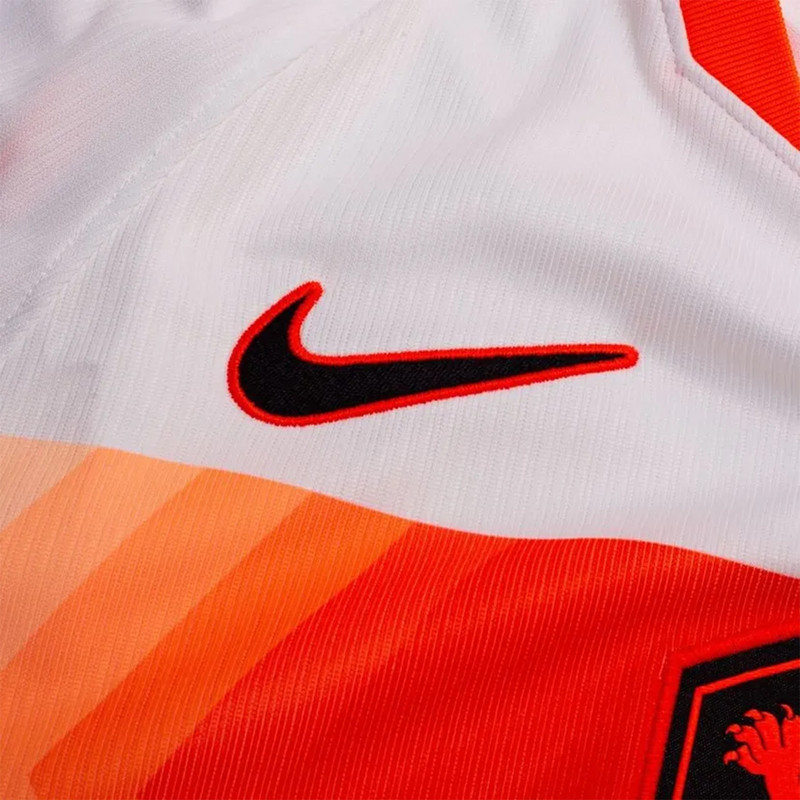 ست تی‌شرت آستین کوتاه و شلوارک ورزشی مردانه مدل هلند Away 2026