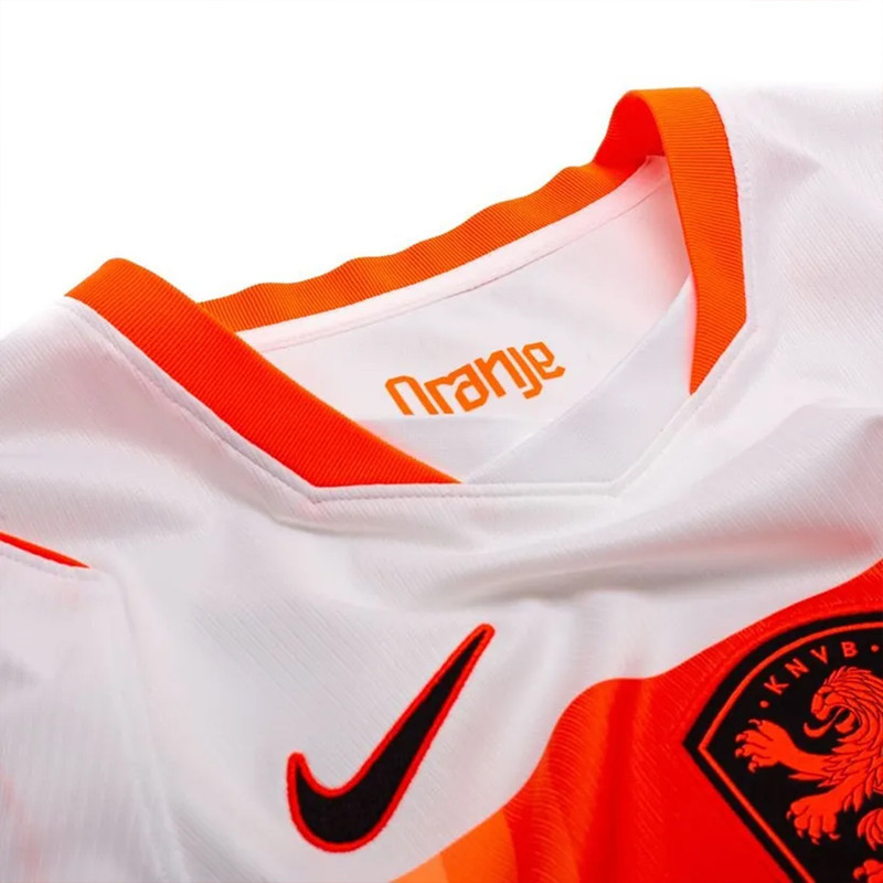 ست تی‌شرت آستین کوتاه و شلوارک ورزشی مردانه مدل هلند Away 2026