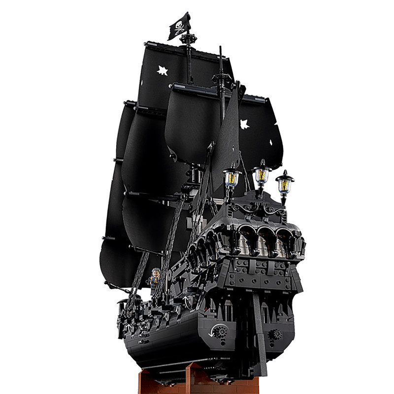 لگو 2862 تکه سری Icons مدل Captain Jack Sparrow's Pirate Ship کد 10365