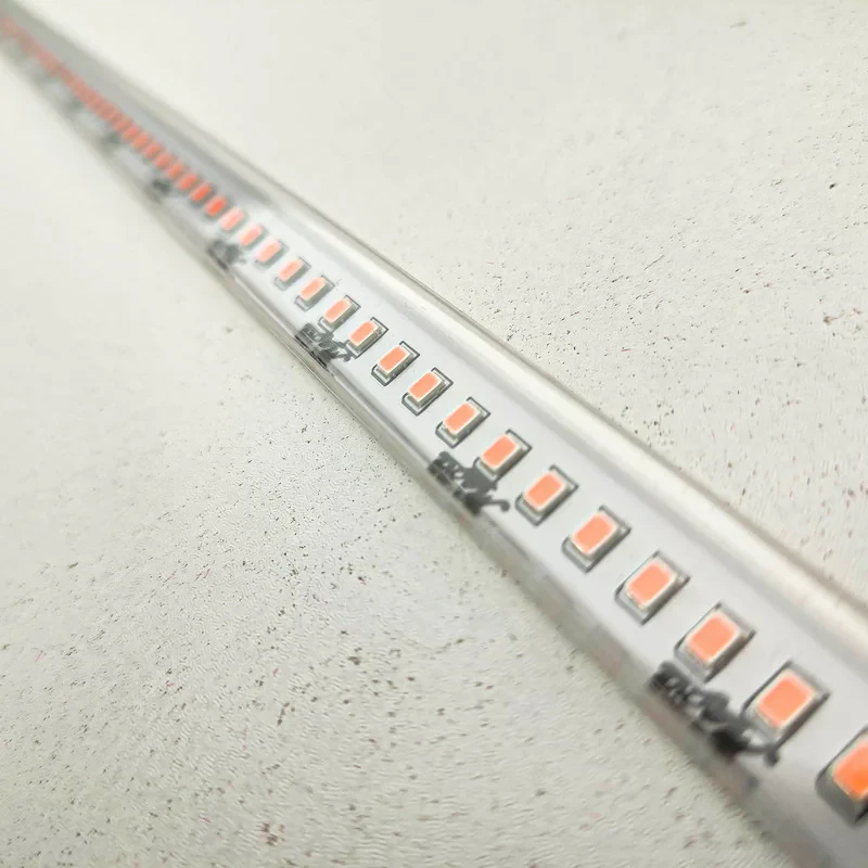 لامپ رشد گیاه 18 وات مدل فول اسپکتروم 220v طرح ریسه LED بسته 4 عددی