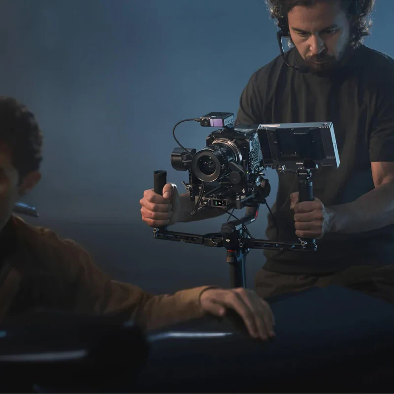گیمبال دی جی آی مدل DJI RS4 PRO COMBO