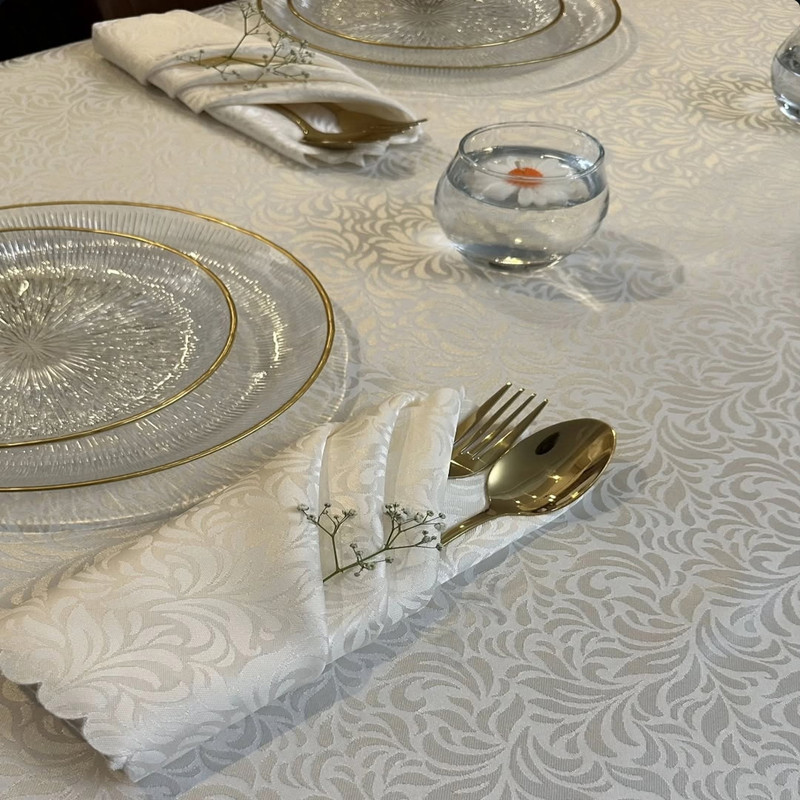 رومیزی رزین تاژ مدل پراگ سایز 320x150 سانتی‌متر