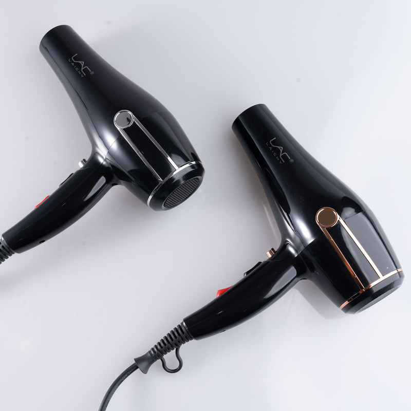 سشوار حرفه‌ای 2200 وات لایچی مدل L-9050، موتور AC، وزن 990 گرم، المنت فلز، دارای سری متمرکز‌کننده باریک با ویژگی صاف‌کنندگی، با قابلیت باد سرد