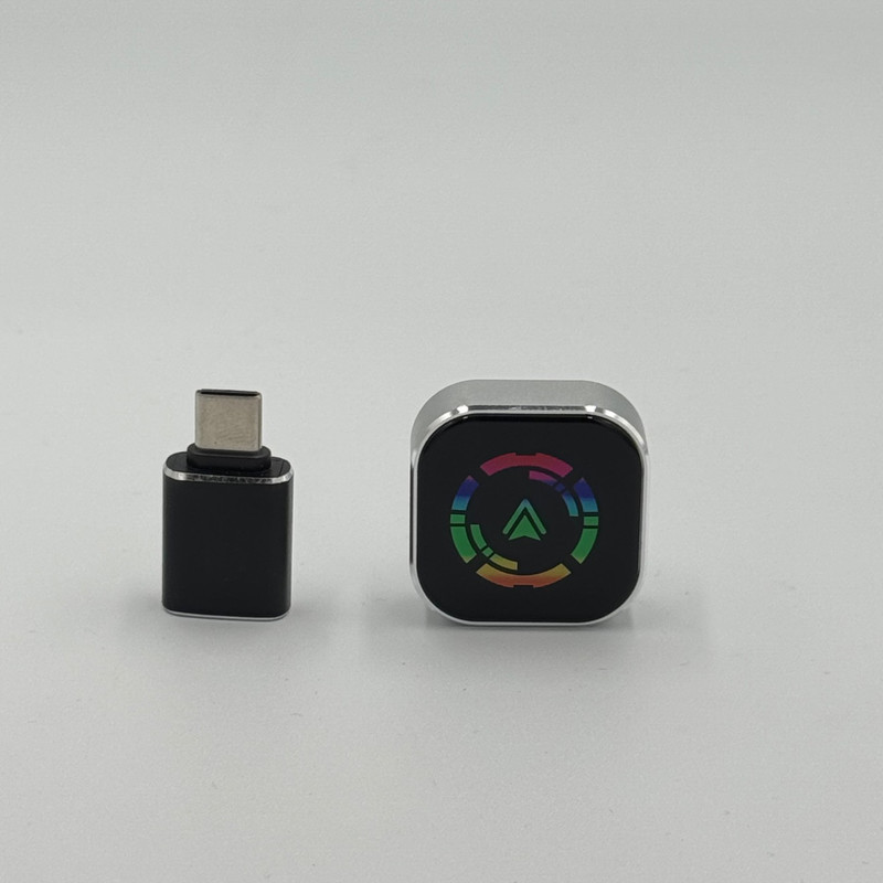 کارپلی و اندروید اتو مدل Android AutoCarPlay Q1A به همراه مبدل USB به USB-C