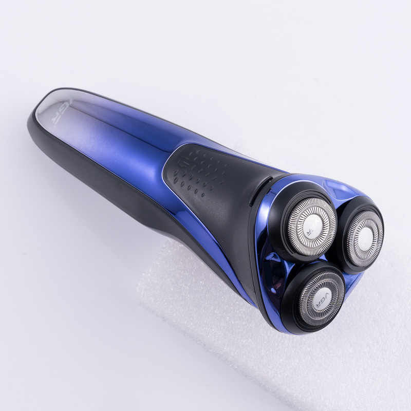 ماشین اصلاح موی صورت وی جی آر مدل V-306 با تیغه استیل ضد زنگ چرخشی، حرکت سری در 5 جهت، استفاده خشک و مرطوب، شارژ USB و نمایشگر LED میزان شارژ