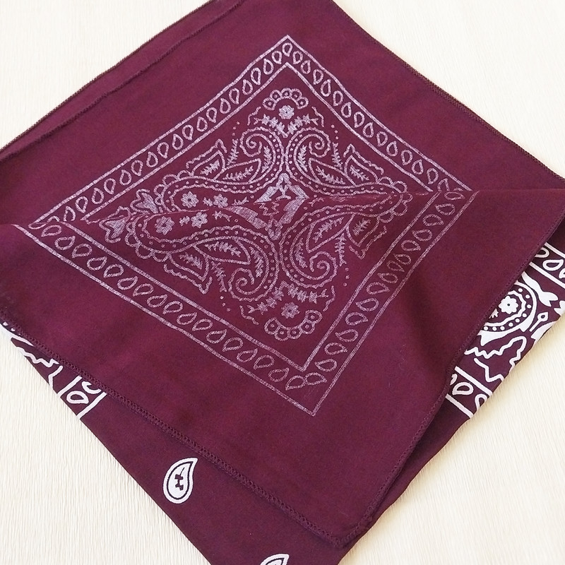 دستمال سر و گردن مدل باندانا بته جقه  01