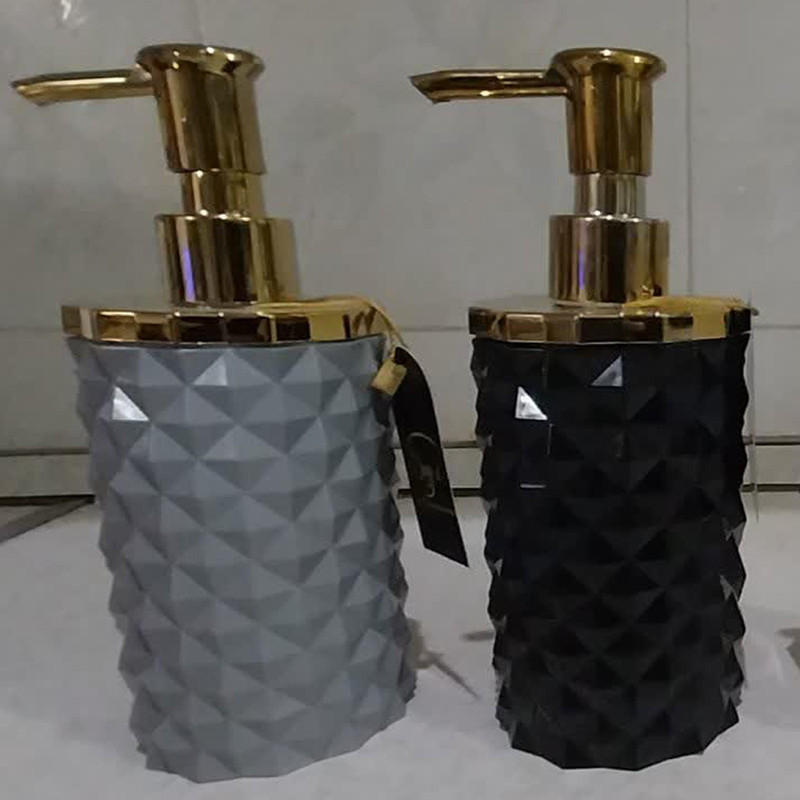 ست سرویس بهداشتی 3 پارچه مدل آنلی بار