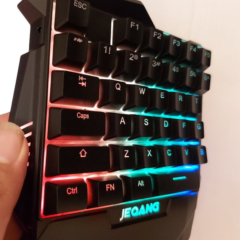 کیبورد و موس مخصوص بازی جکنگ مدل JK-913، سوییچ ممبران، Full-Size، نورپردازی LED RGB