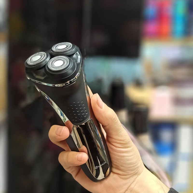 ماشین اصلاح موی صورت پرومارون مدل RL-710، اصلاح به صورت خط زن، حجم زن و صفر زن، استفاده به صورت خشک و مرطوب، طراحی ارگونومیک، منبع انرژی باتری قابل شارژ، تکنولوژی اصلاح به صورت برش چرخشی، مدت زمان شارژ 90 دقیقه و  مدت زمان استفاده پس از شارژ 45 دقیقه