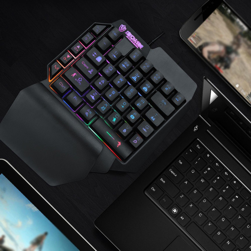 کیبورد مخصوص بازی شیپادو مدل RGB F6