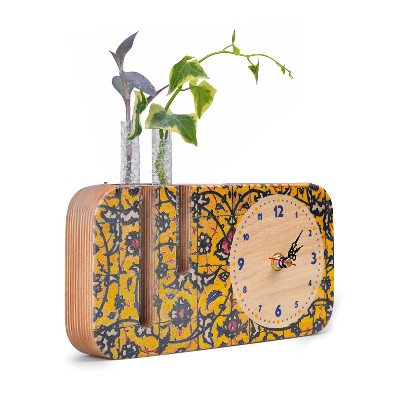 ساعت رومیزی راکورد مدل P-124B طرح زرین