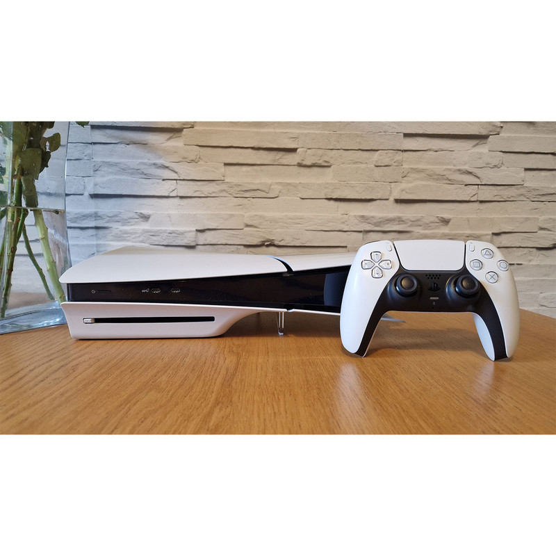 کنسول بازی سونی مدل PlayStation 5 Slim ریجن اروپا سری 2016A نسخه دیسک‌خور ظرفیت یک ترابایت به همراه دسته اضافی و بازی EA SPORTS FC 26