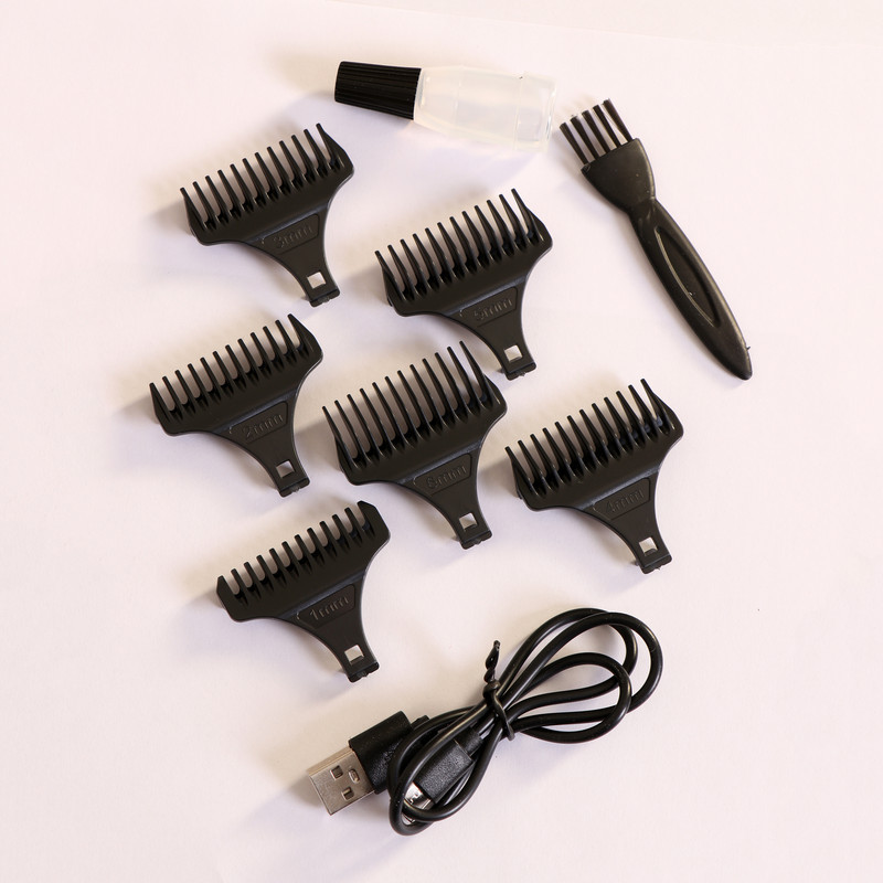 ماشین اصلاح موی صورت شارژی دی اس پی مدل M SALON