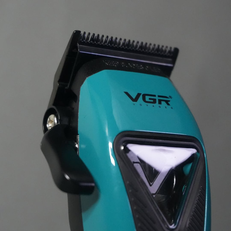 ماشین اصلاح موی سر شارژی وی جی ار مدل V-035C