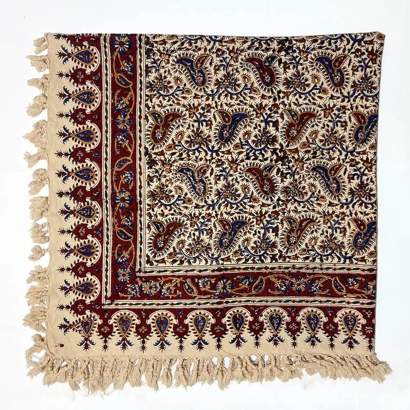 رومیزی قلمکار طرح سلسله ای کد D.100