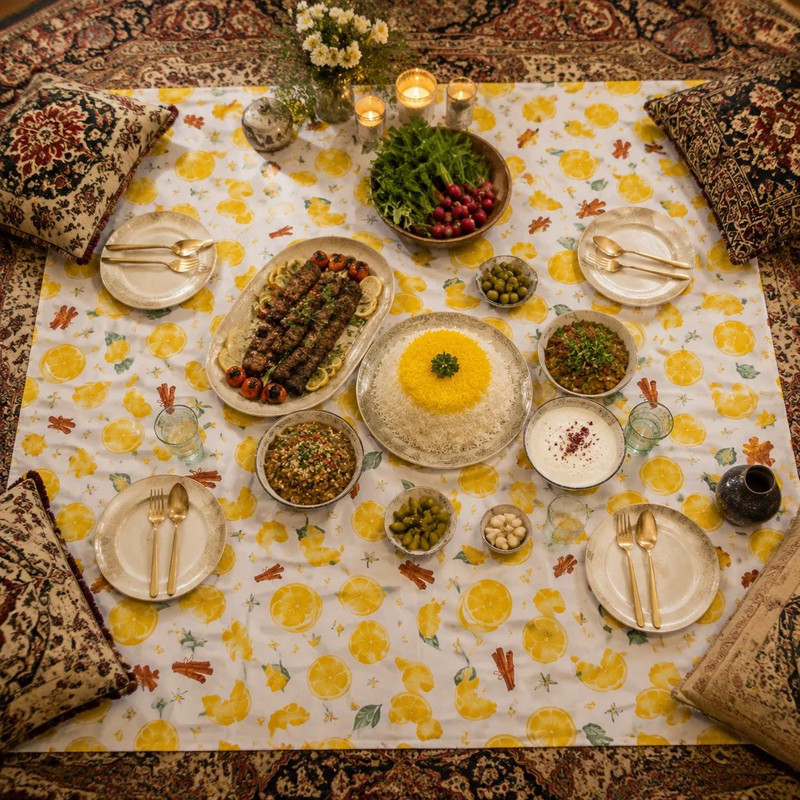 سفره 4 نفره مدل TCA080611 طرح لیمو و دارچین سایز 88×88 سانتی‌متر
