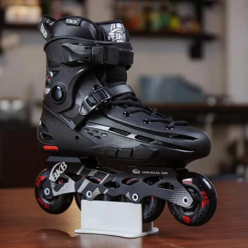 اسکیت کفشی فلاینگ ایکل مدل bkb b6 hero سایز 41-42