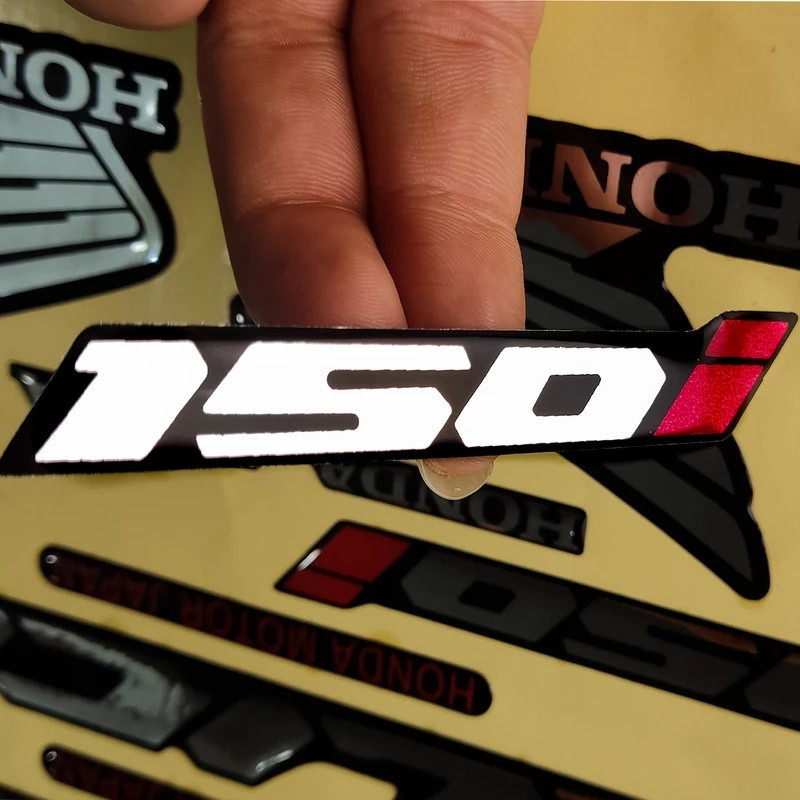 برچسب و نوشته بدنه موتور سیکلت وارون مدل A-90-SLVR  مناسب برای هوندا کلیک بسته 11 عددی