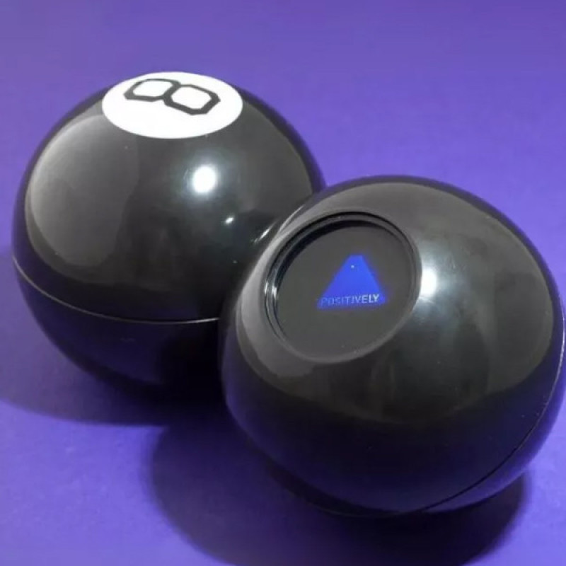 اسباب بازی زینتی مدل Magic 8 ball