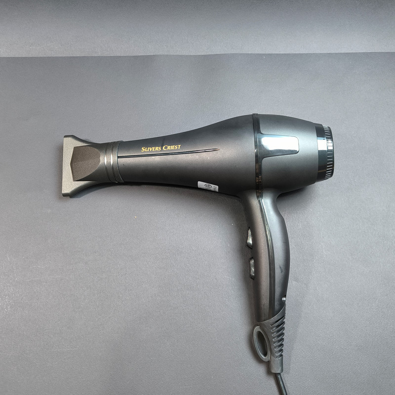 سشوار سیلور کرست مدل SC-D013 با موتور AC، توان 5000 وات، فناوری تولید یون، تنظیم دما و سرعت در 2 حالت و همراه با دیفیوزر و نازل متمرکزکننده