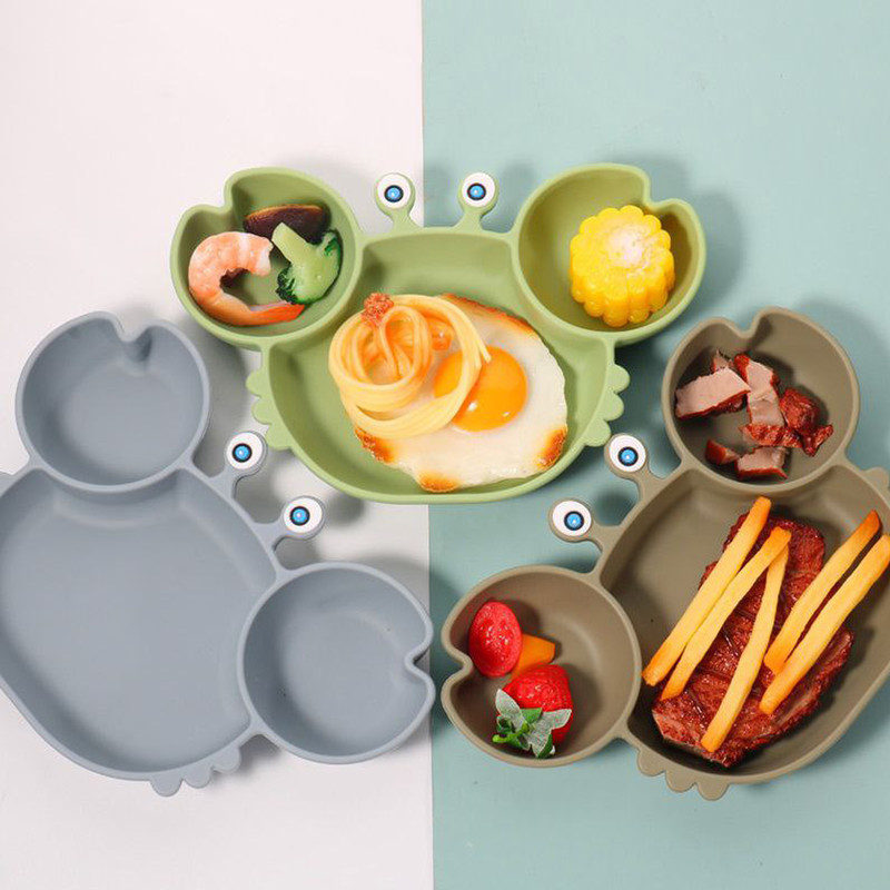 سرویس غذا خوری 8 پارچه کودک هاگی باگی مدل سیلیکونی