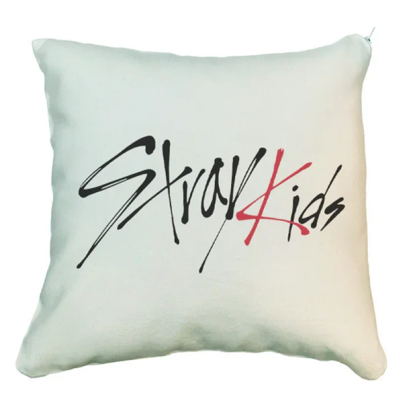 کوسن مدل stray kids