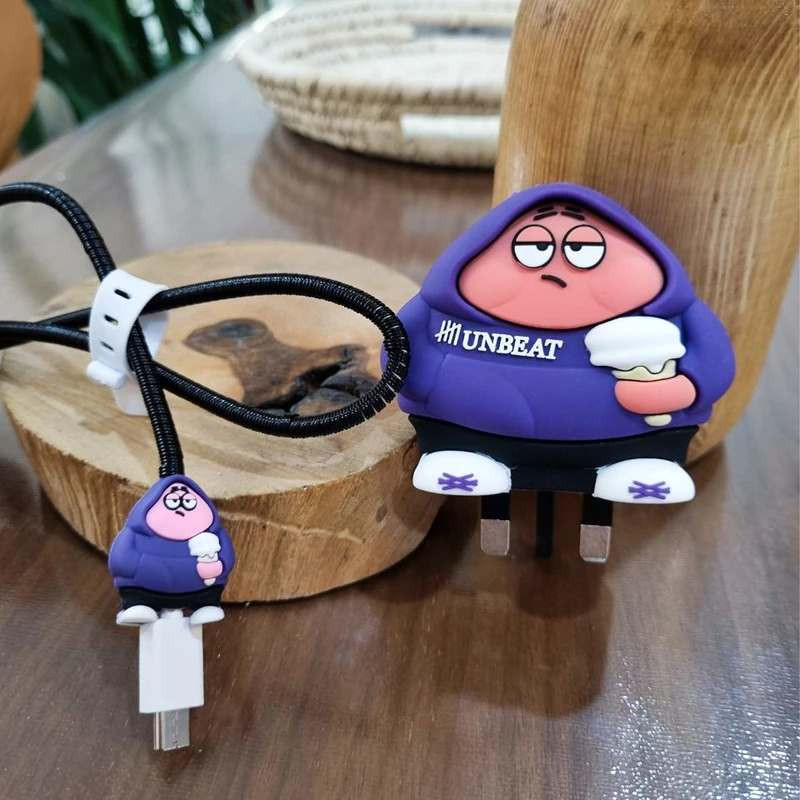 محافظ کابل شارژر دیواری طرح پاتریک مدل PKH44 مناسب برای شارژر سامسونگ 25 وات بسته 5 عددی