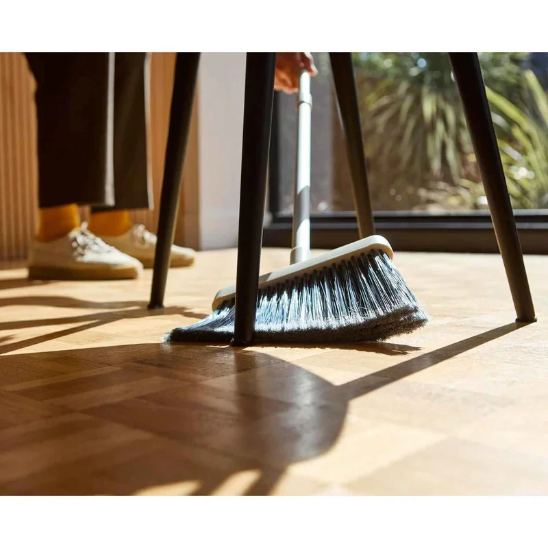 ست جارو و خاک انداز جوزف جوزف مدل CleanTech