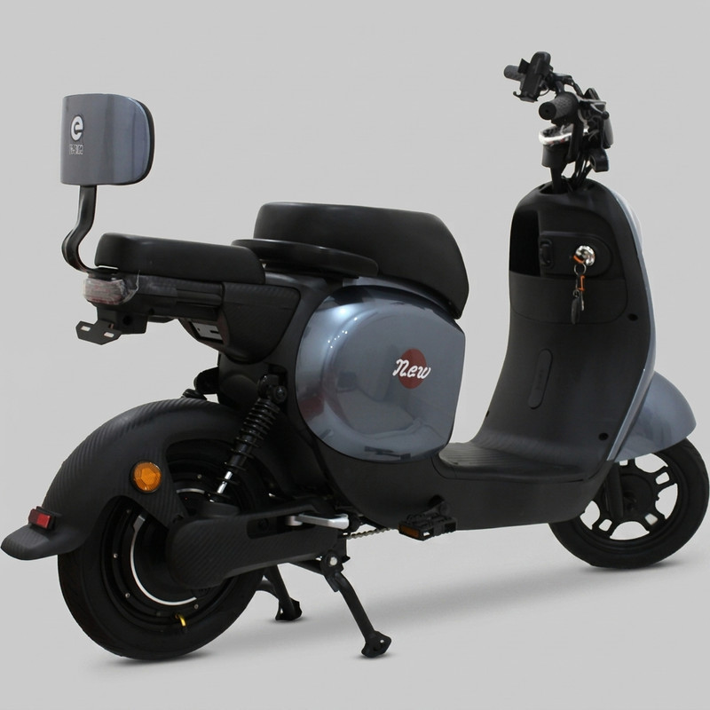 اسکوتر برقی 350 تا 1000 وات مدل  Vespa new  حداکثر سرعت بیشتر از 30 کیلومتر بر ساعت و پیمایش بیشتر از 30 کیلومتر